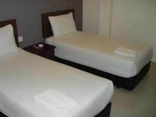 Jb City Hotel Джохор Бахру Екстериор снимка